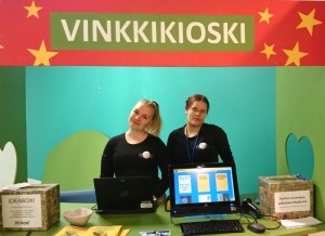 Edith ja Anni vinkkikioskissa